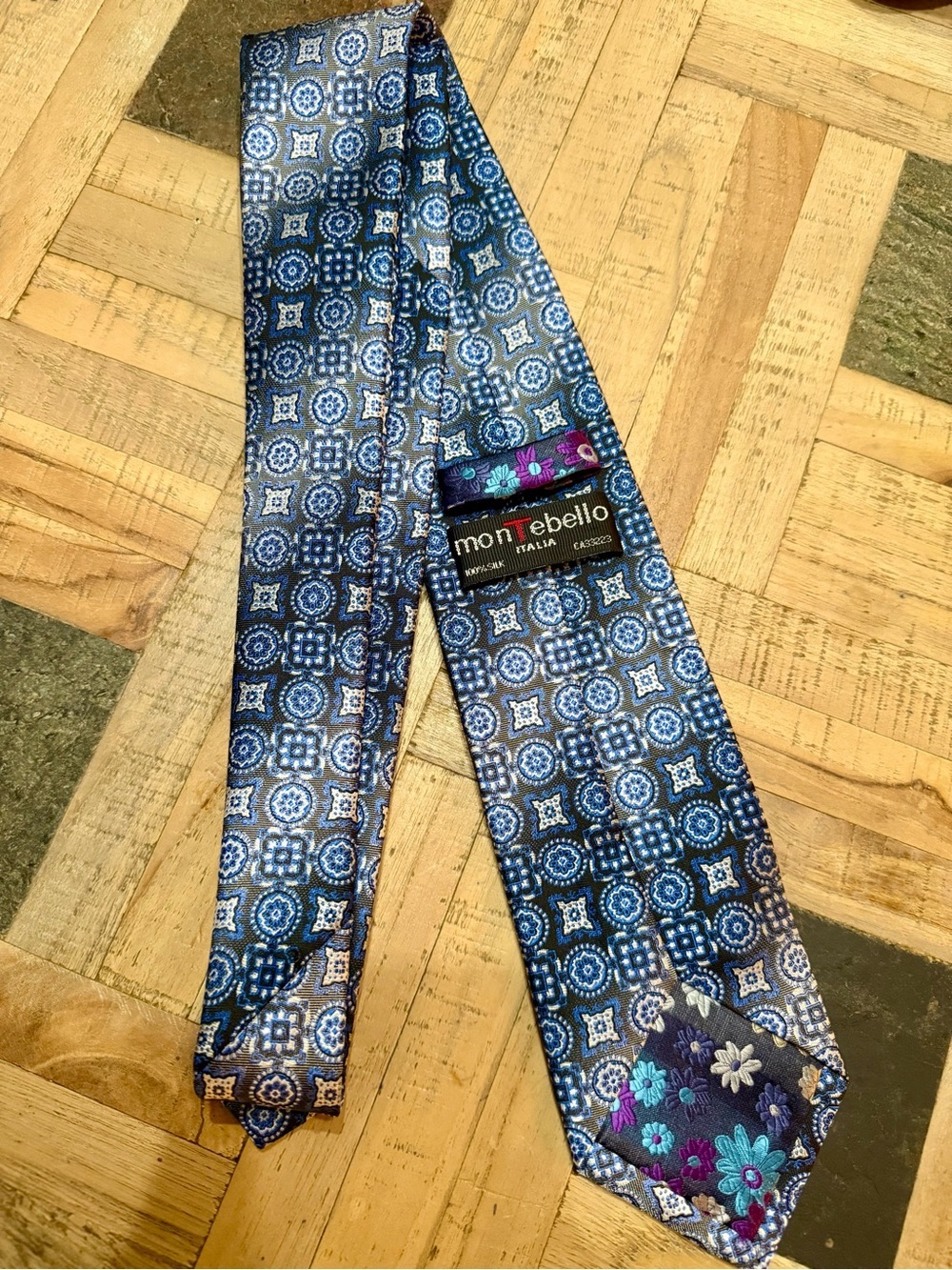 Montebello Italia Silk Tie Handmade Italy Blue Mosaic Medallion Floral Lining